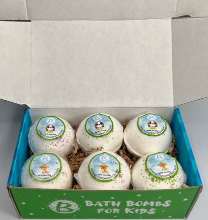 Bath bomb for kids with toys
